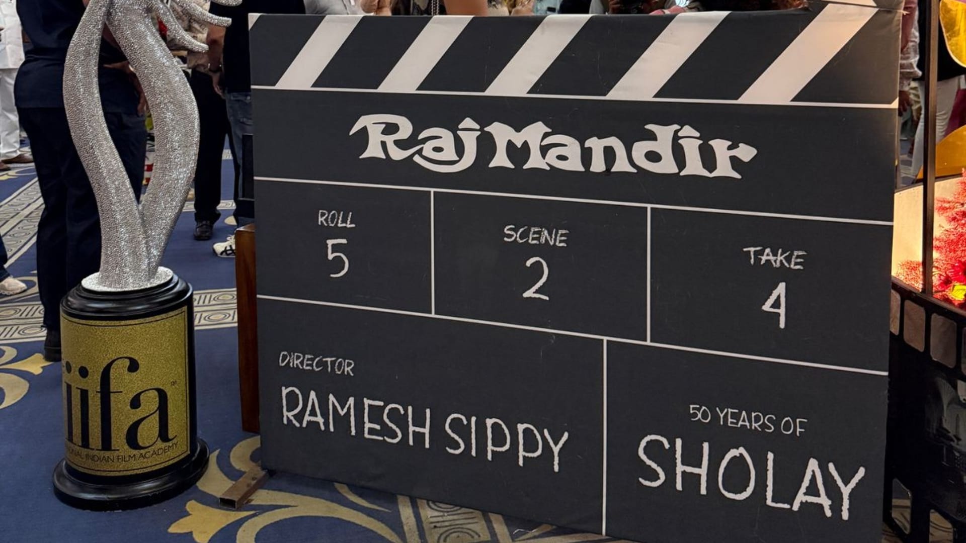 Sholay Special Screening at IIFA Ramesh Sippy dharmendra hema malini amitabh bachchan at Raj Mandir Cinema