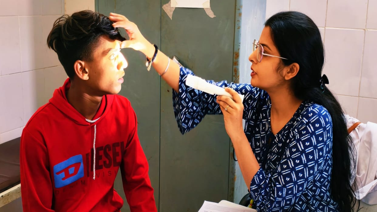 Play Holi by avoiding chemical colours, take care of your eyes, do not self-treat if you have any eye problems