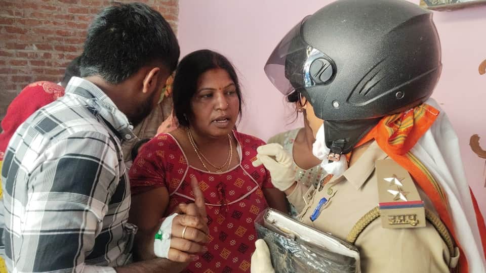 Husband and wife dead body found on the morning of Suhaagraat in ayodhya