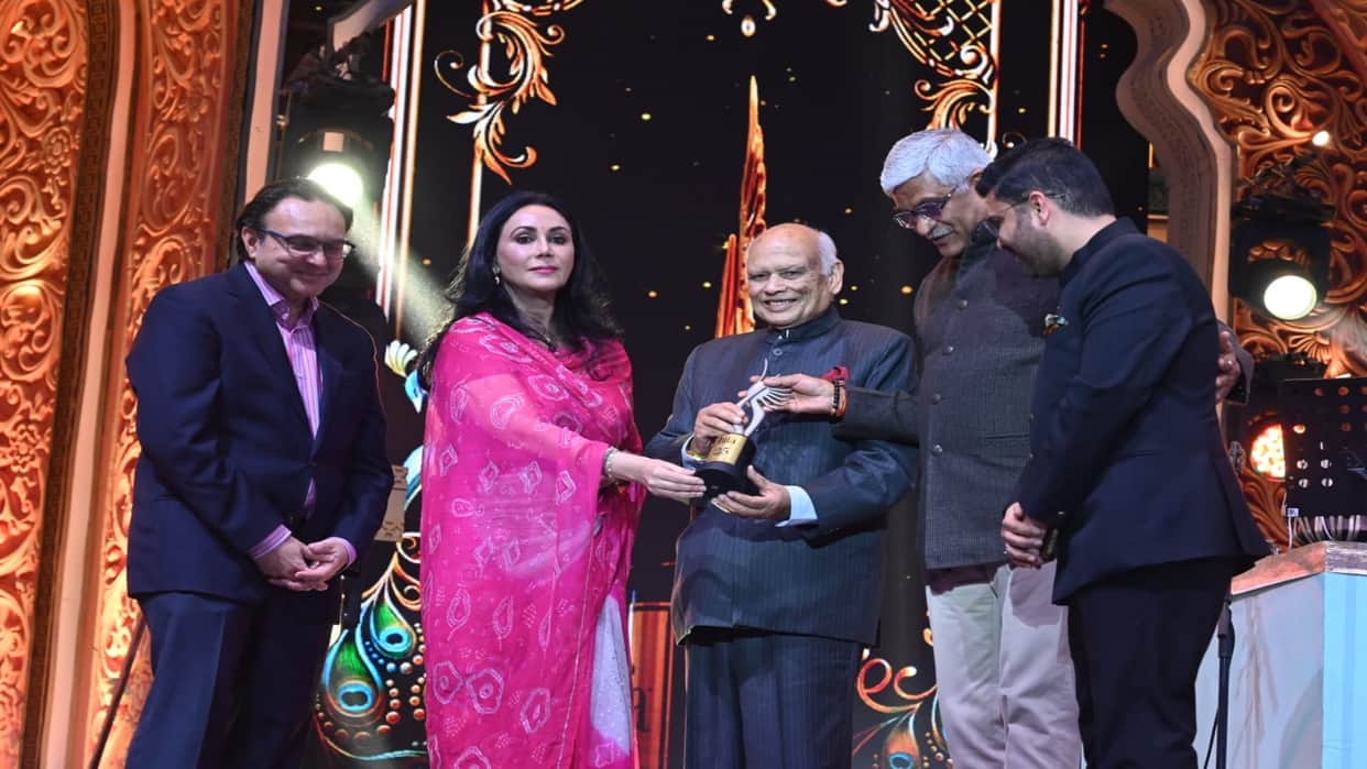 IIFA 2025: Jaipur Shines with Bollywood Glamour, Green Carpet Glitz, Shahrukh & Madhuri Set to Dazzle Tonight