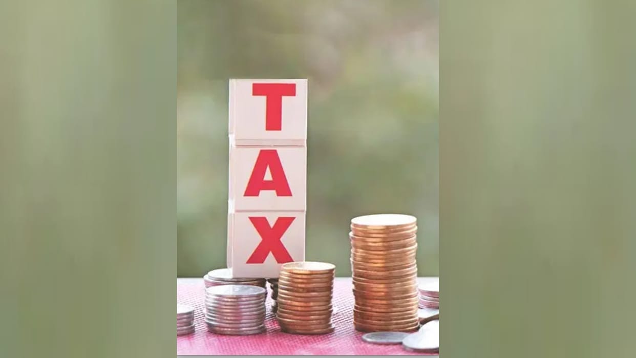 Over 90 Lakh Updated I-T Returns Filed in 4 Years, Govt Earns This Much