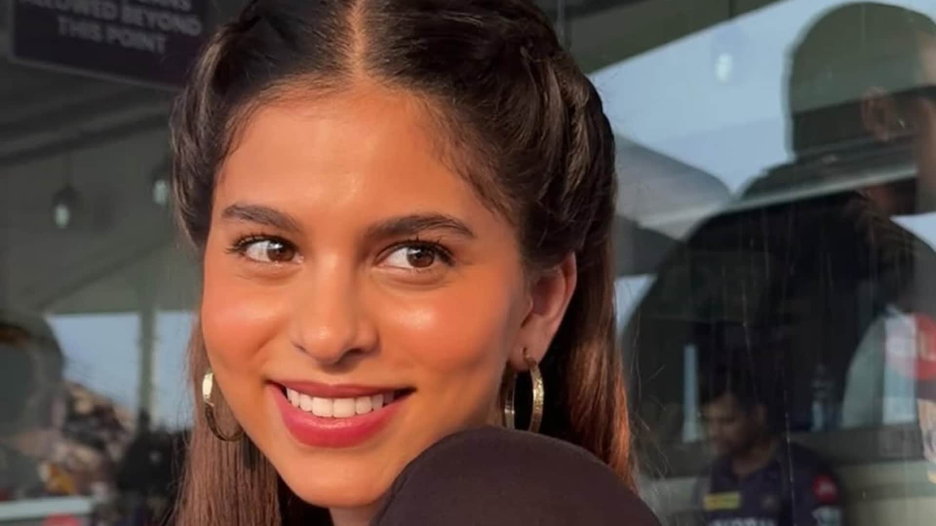 King SRK daughter Suhana Khan Special Birthday Wish For Baby Sister Rysa Panday Has Our Hearts photos viral