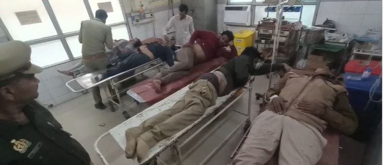 Car collides with police jeep woman dies in horrific accident Six injured including police and PRD jawans