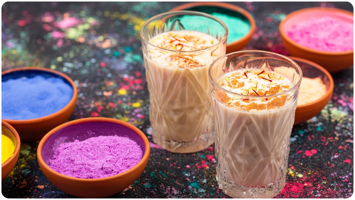 Holi 2025 Know Benefits of Drinking Thandai During Holi know thandai peene ke fayde