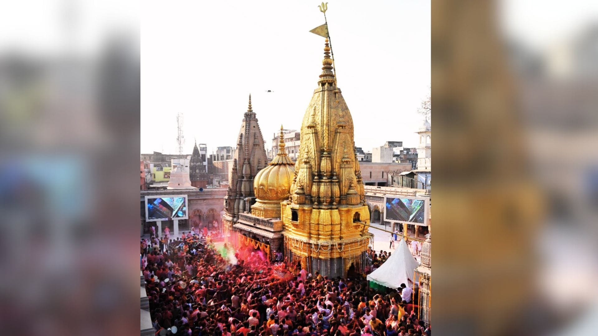 Holi Baba vishwanath and maa Gauri Gauna in kashi Har Har Mahadev resounded