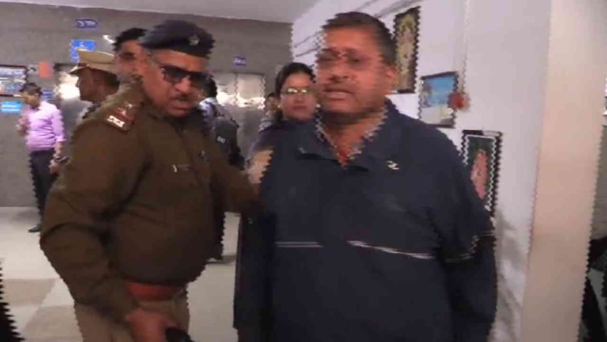 Dehradun Secretariat driver suddenly started shouting in Secretariat tried to meet CM Dhami read All Updates