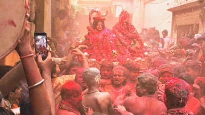 Rangbhari Ekadashi Gulal will be offered to Baba Holi celebrations will begin in Kashi silver palanquin