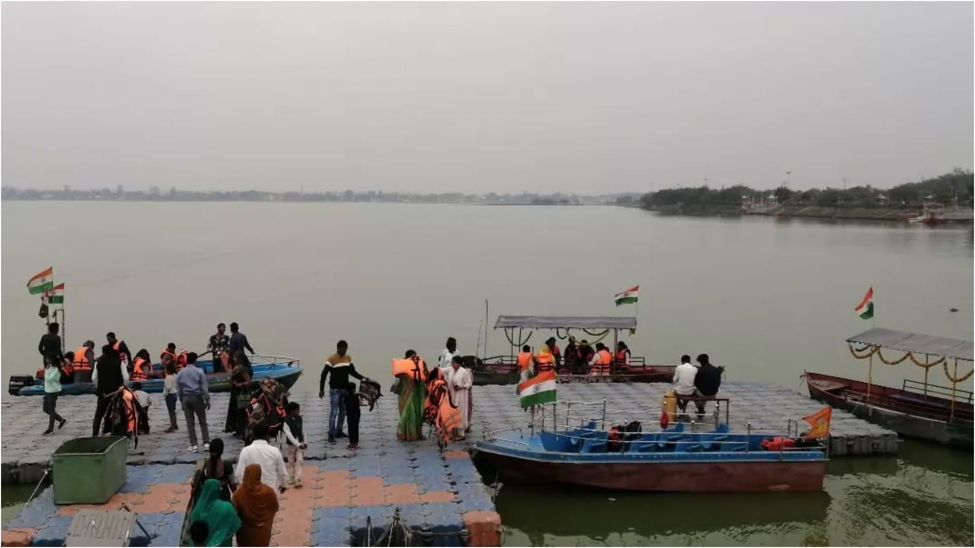 Top 5 Beautiful Lakes in UP Know Names and City Locations Full Details in Hindi