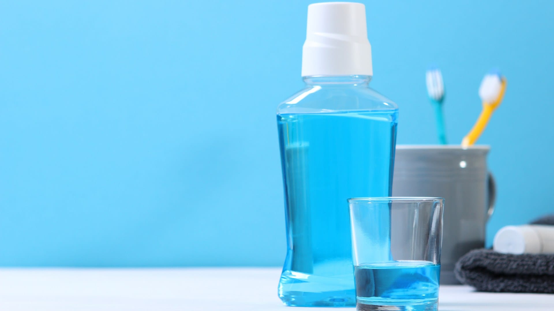 Mouthwash is not ruining your teeth and gums know how much is safe