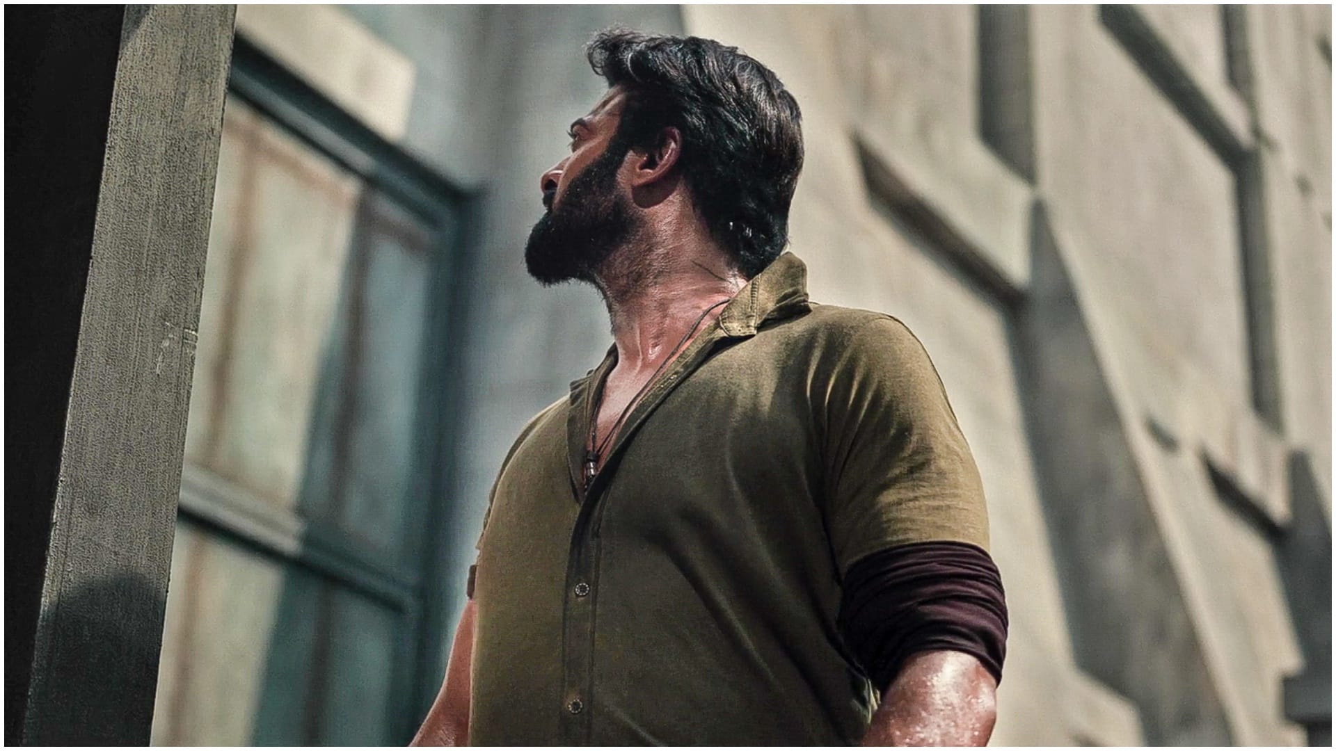 Prabhas upcoming horror comedy movie raja saab release date may be postponed know the reason
