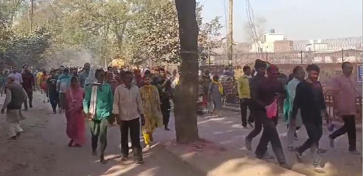 devotees gathered to circumambulate in Vrindavan on Rang Bharani Ekadashi