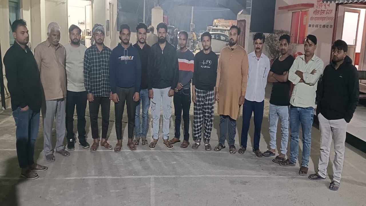 Udham Singh Nagar police raid in search of smack smugglers in Bareilly