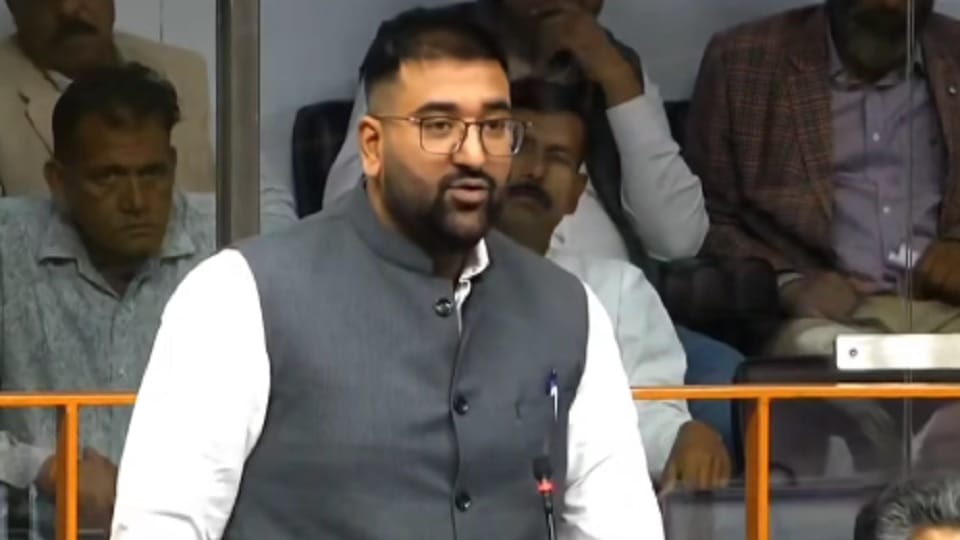 Haryana Politics Arjun Chautala took a dig at his cousin, called Digvijay Chautala the Rakhi Sawant of Haryana