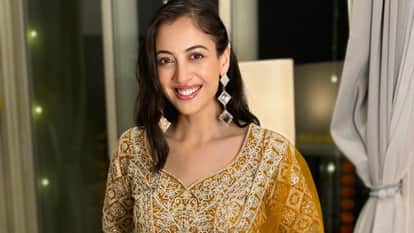 Actress Aditi Sharma Files Domestic Violence Complaint Against Husband