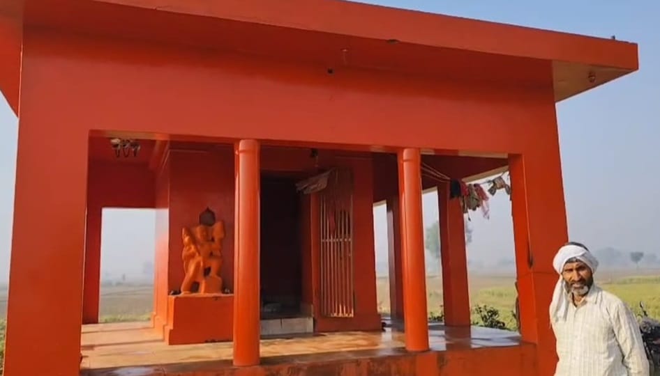 thieves broke the locks of the temple and took away the bells