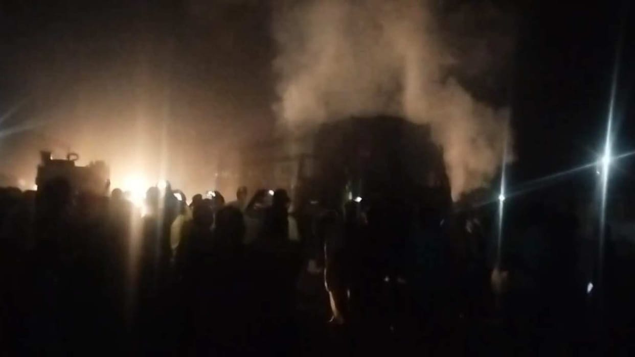 Bihar News : Gas tanker caught fire in Jhamatia Bachhbara Begusarai bihar police