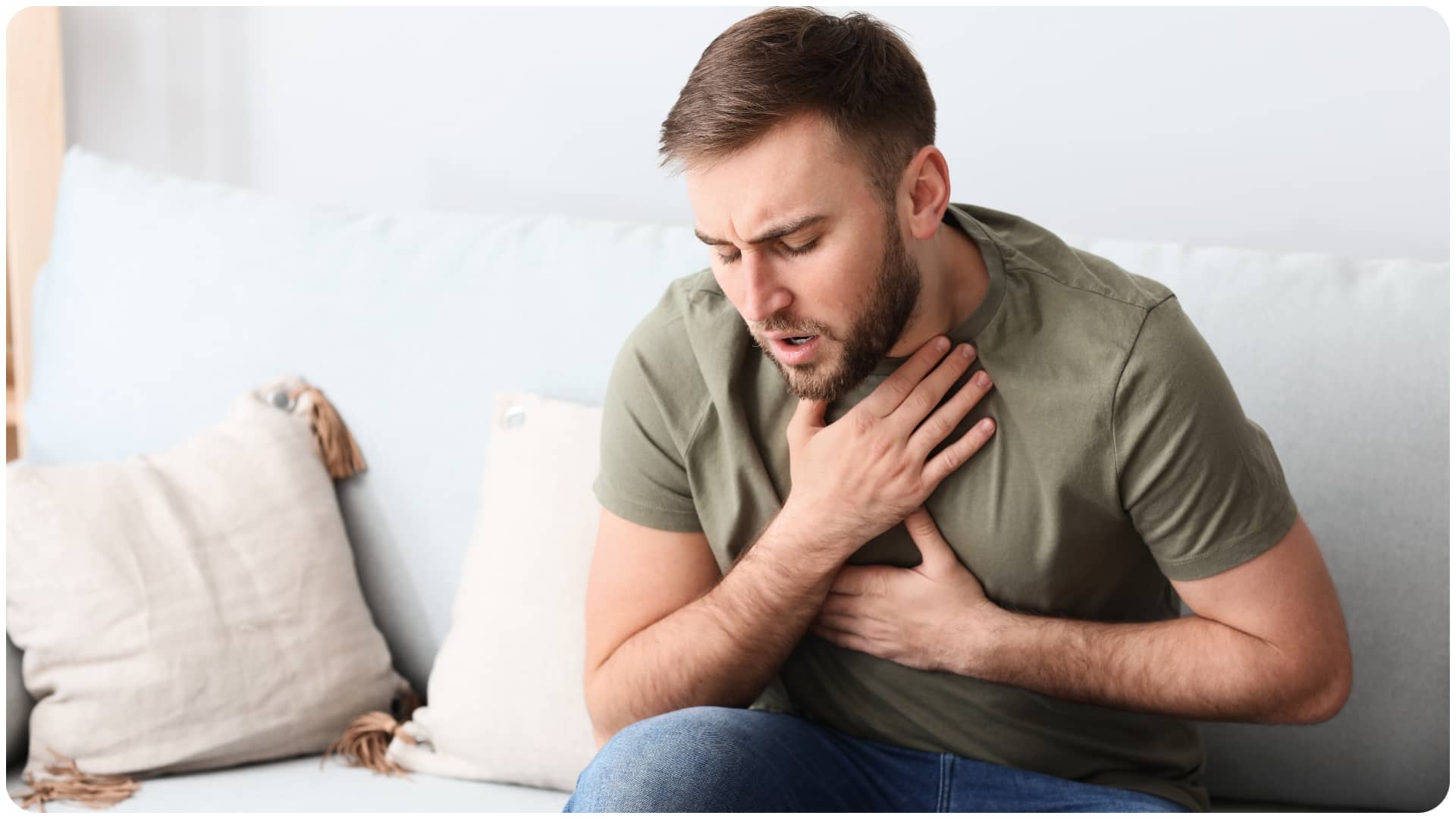 Heart Blockage Warning Signs: 4 Symptoms You Should Not Ignore Along With Chest Pain