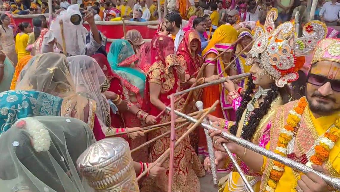 Mathura Vrindavan Holi 2026 List Date From Laddu Holi Lathmaar Phoolon ki Holi Rangbharni ekadashi tak ki list