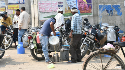 Due to adulteration business in Gorakhpur, consumption of 125 tonnes of milk increased, people making khoya