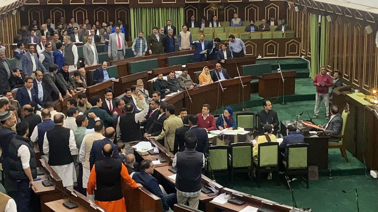 Ruckus in Jammu Assembly: Chaos in the House in support of daily wage workers, questions raised on lathicharge