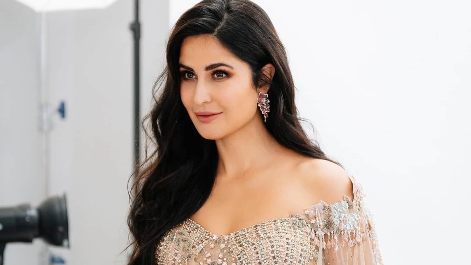 Katrina Kaif Wish Eid Mubarak Fans Praise Actress Dressup Look And Beauty