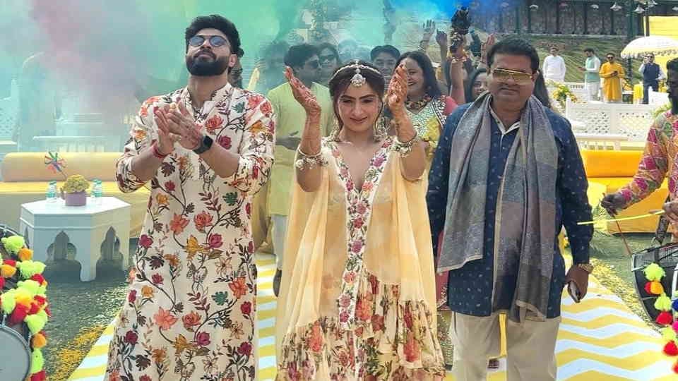 Sakshi Pant Wedding Brother Rishabh Pant rejoiced in sister mehndi and haldi ceremony in Mussoorie Photos