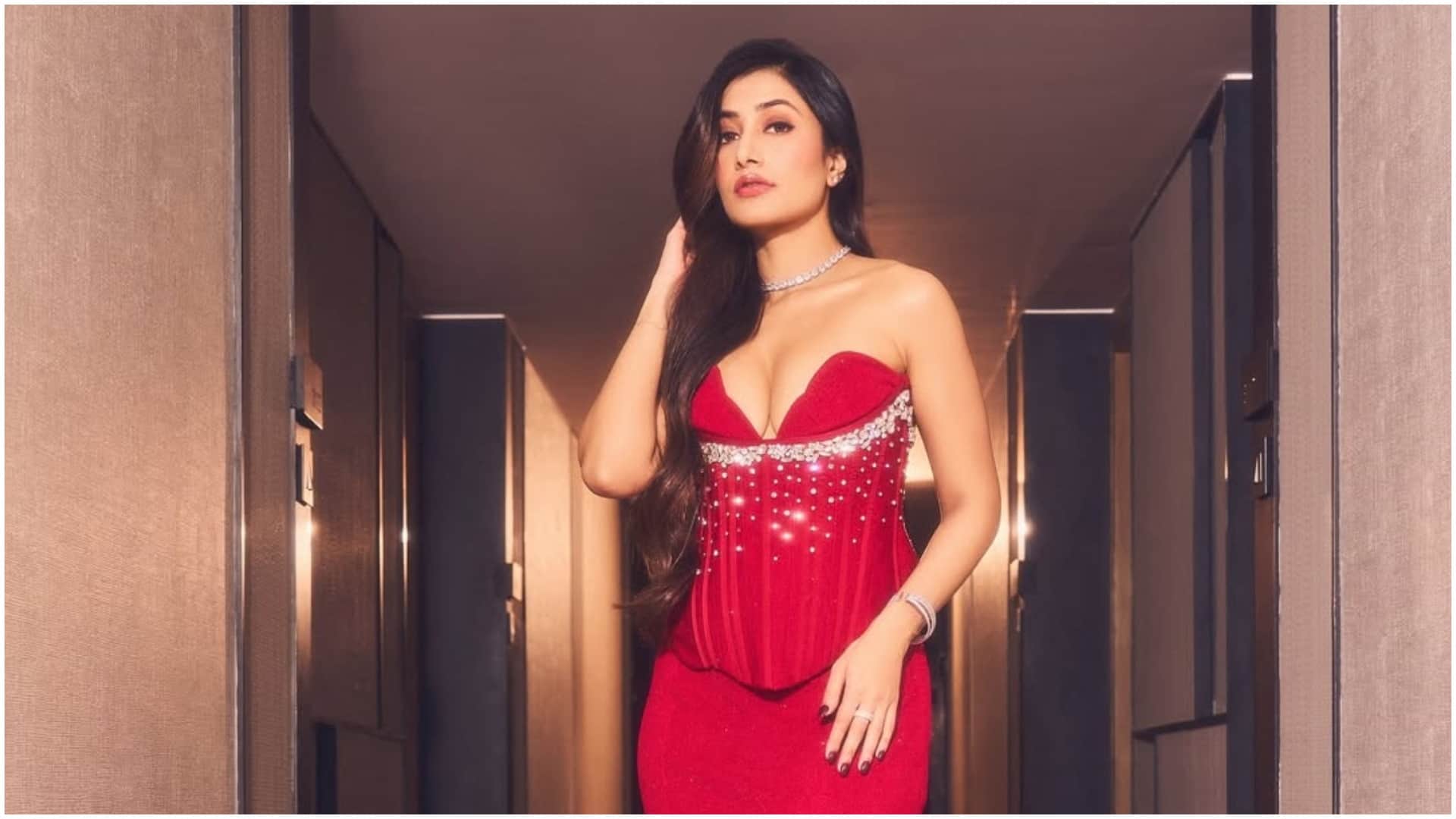 Dhanashree verma restored deleted photos with Yuzvendra Chahal amid viral pics with rj mahvash