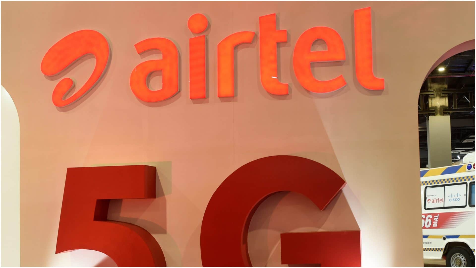 airtel postpaid plan unlimited data offer all circles 300gb cap details tech news hindi