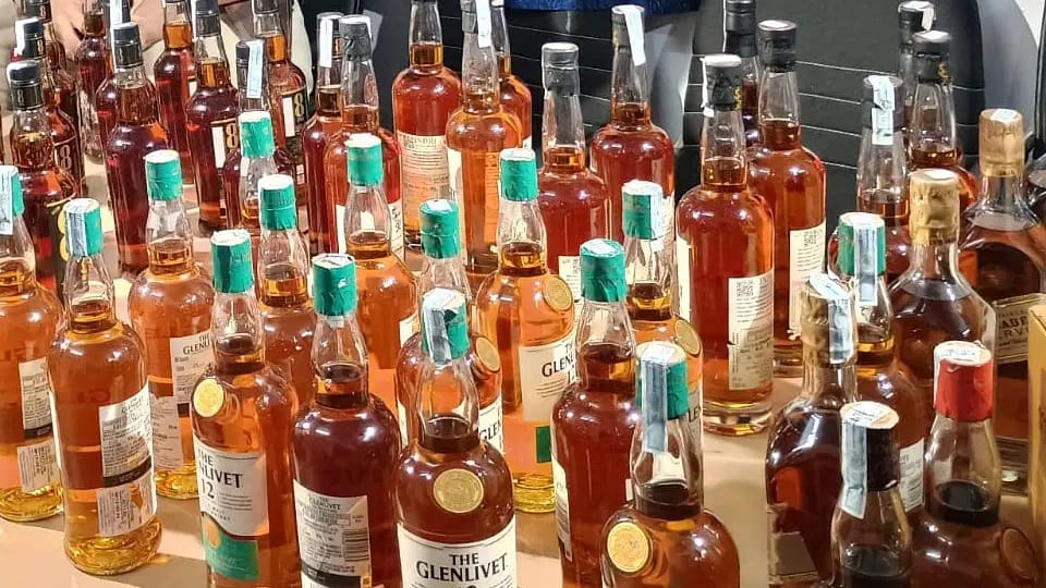 Chandigarh  shock due to Punjab's excise policy, instead of increasing contract rates decreased in 3 years
