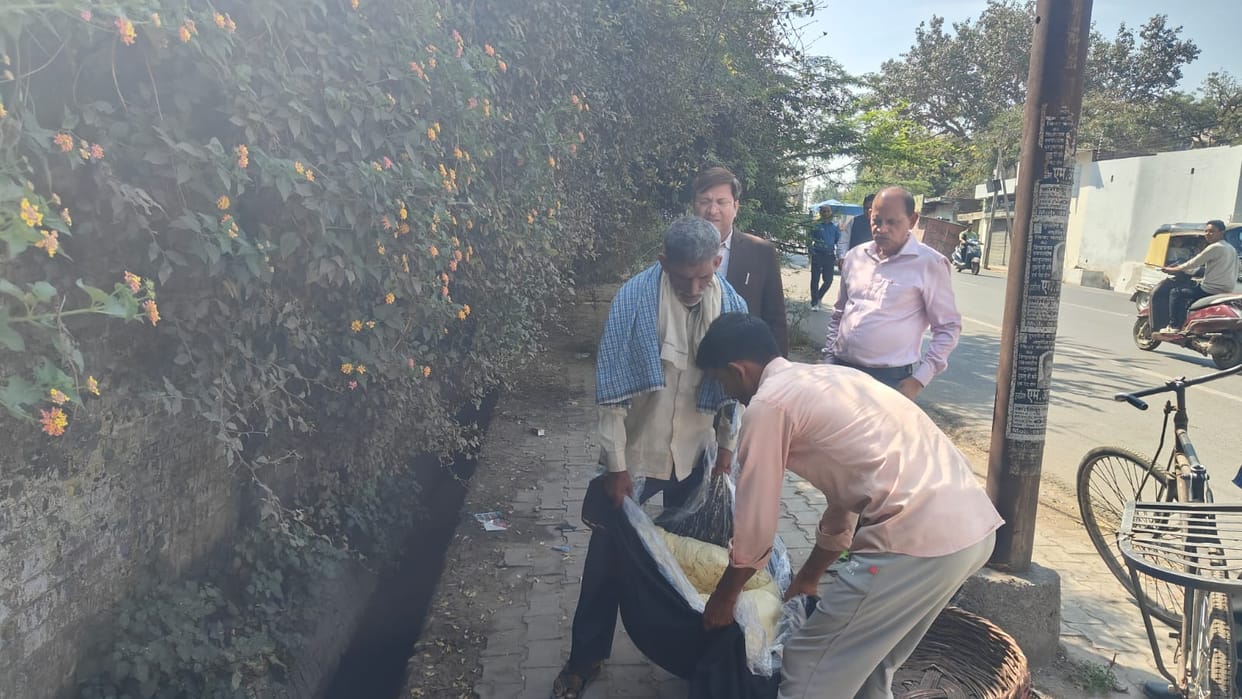 FSDA raid: Adulterers escaped team confiscated one quintal of mawa destroyed