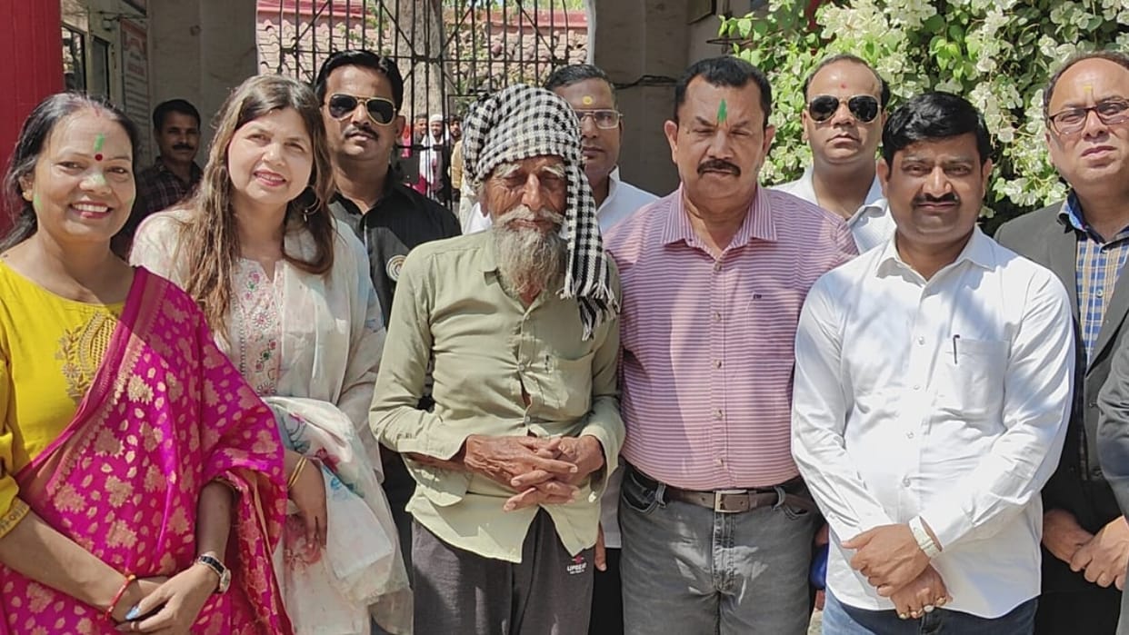 103-year-old man released from jail before Holi in Shahjahanpur