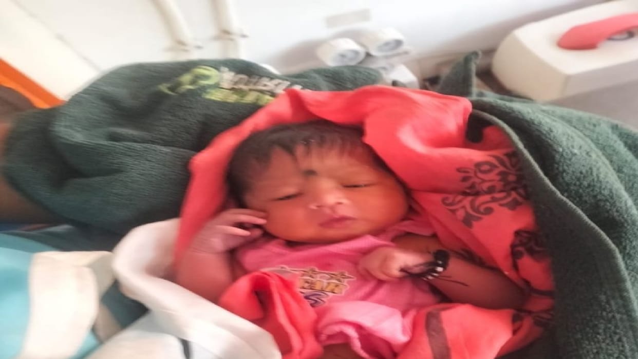 A two-month-old child was thrown in the bushes in Raipur, ants were biting her