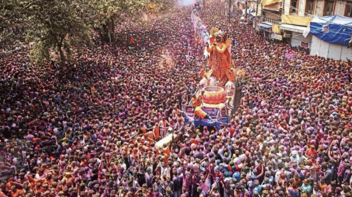 Indore news Holi celebrations in full swing, buildings covered to protect from colors
