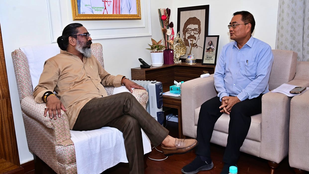 Jharkhand News: JPSC Chairman L Khiangte met CM Hemant Soren, hopes to speed up sluggish system of commission