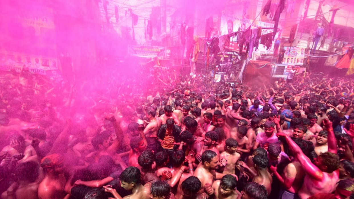 Loknath Holi of Allahabad is famous all over the world