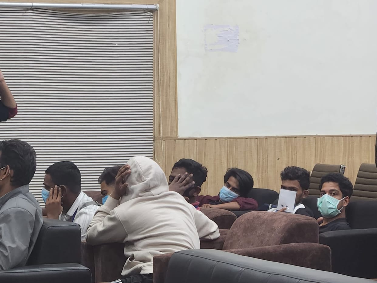 UP: 21 people held hostage in Myanmar were brought to Lucknow, they were called there on the pretext of giving