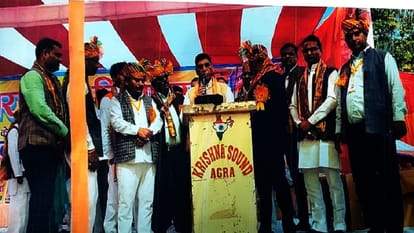 पूर्व मंत्री