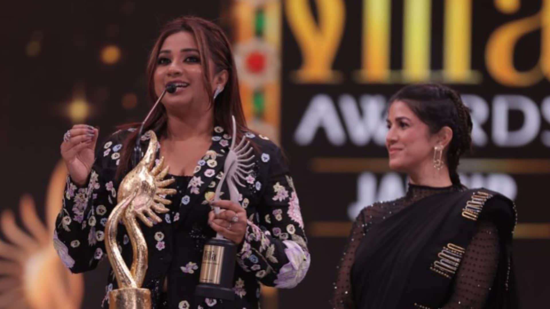 Shreya Ghoshal Birthday: Know About Famous Singer career Songs and Life Story