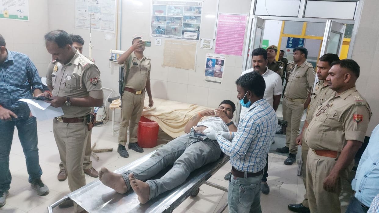 Fight between two parties in Sonbhadra two people injured