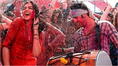 Holi Songs: ‘रंग बरसे’ से ‘बलम पिचकारी’ तक, बॉलीवुड के इन गीतों के बिना अधूरा है होली का जश्न Holi Celebration Incomplete Without Playing These Bollywood Songs, Here Is The List