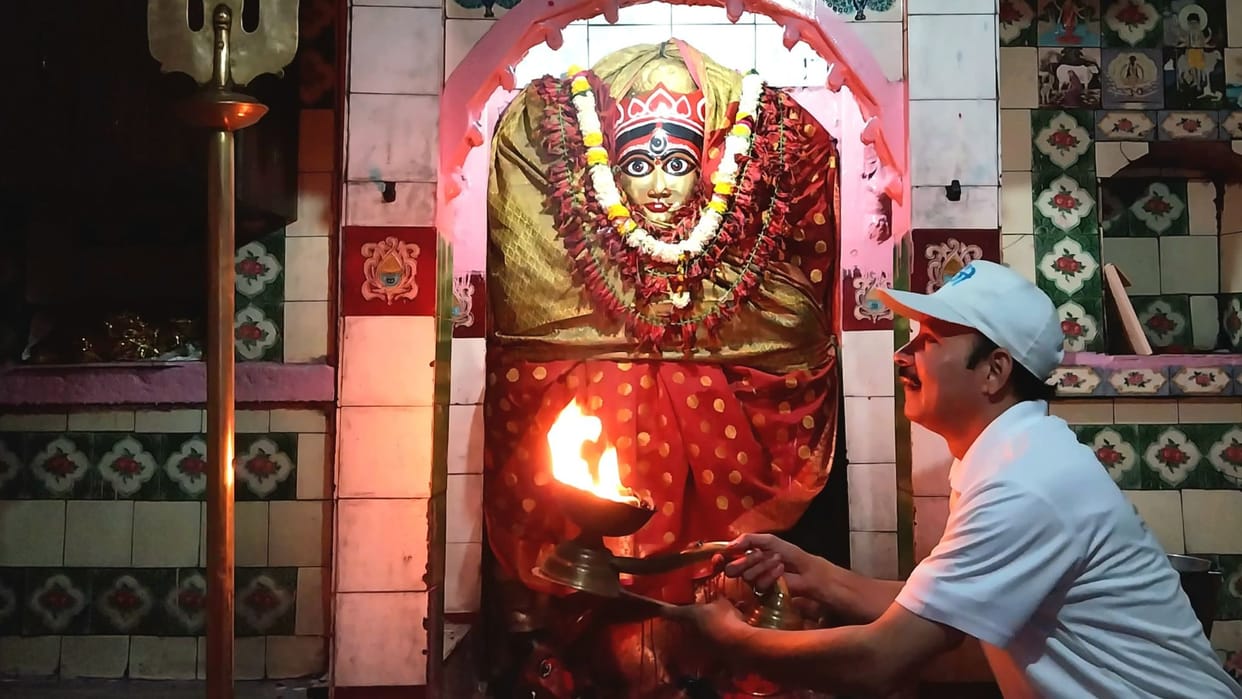 Namami Gange prayed for welfare of people by performing aarti of Chausatti Devi