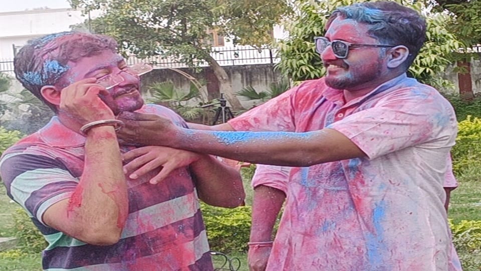 Students played Holi with great enthusiasm in AMU NRSC Club