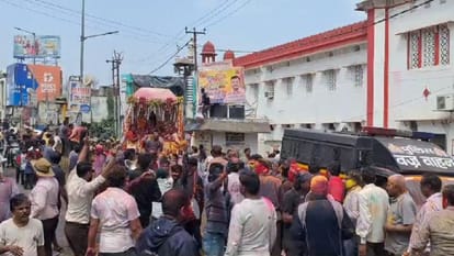 historic Ram Baraat taken out in Bareilly on Holi