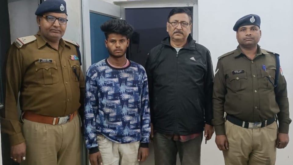 UP Crime News Mother Son Murder in Kaushambi Accused Arrested Full Details in Hindi