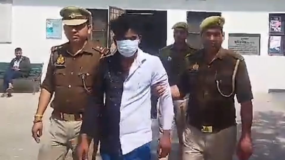 Police arrested the accused of Misdeed a girl on the pretext of marriage