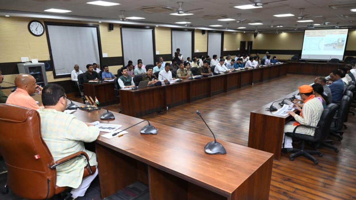 UPPCL RNNL and PWD All projects running late in varanasi