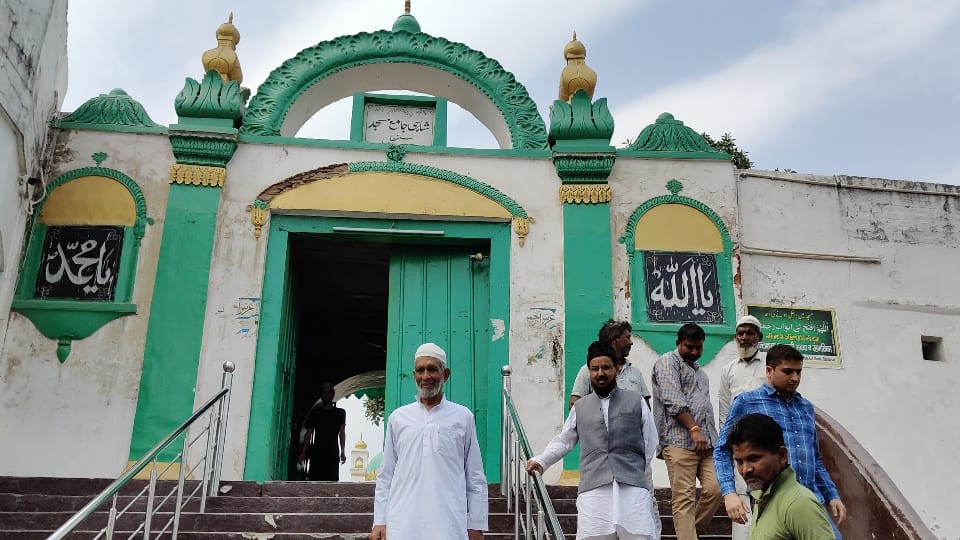 Alert on regarding Holi procession in Sambhal, Friday prayers will be held at 2.30 pm in Jama Masjid
