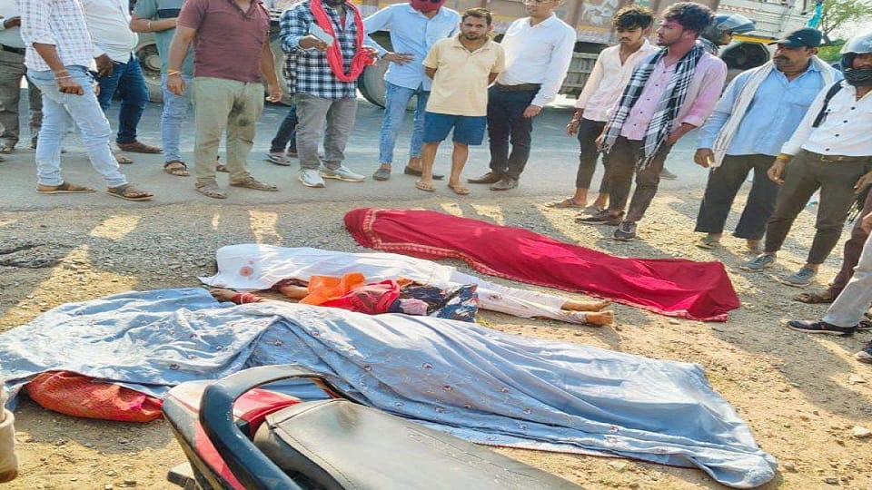 Holi happiness turned into mourning Three people died eight injured three in critical condition in a tragic ro