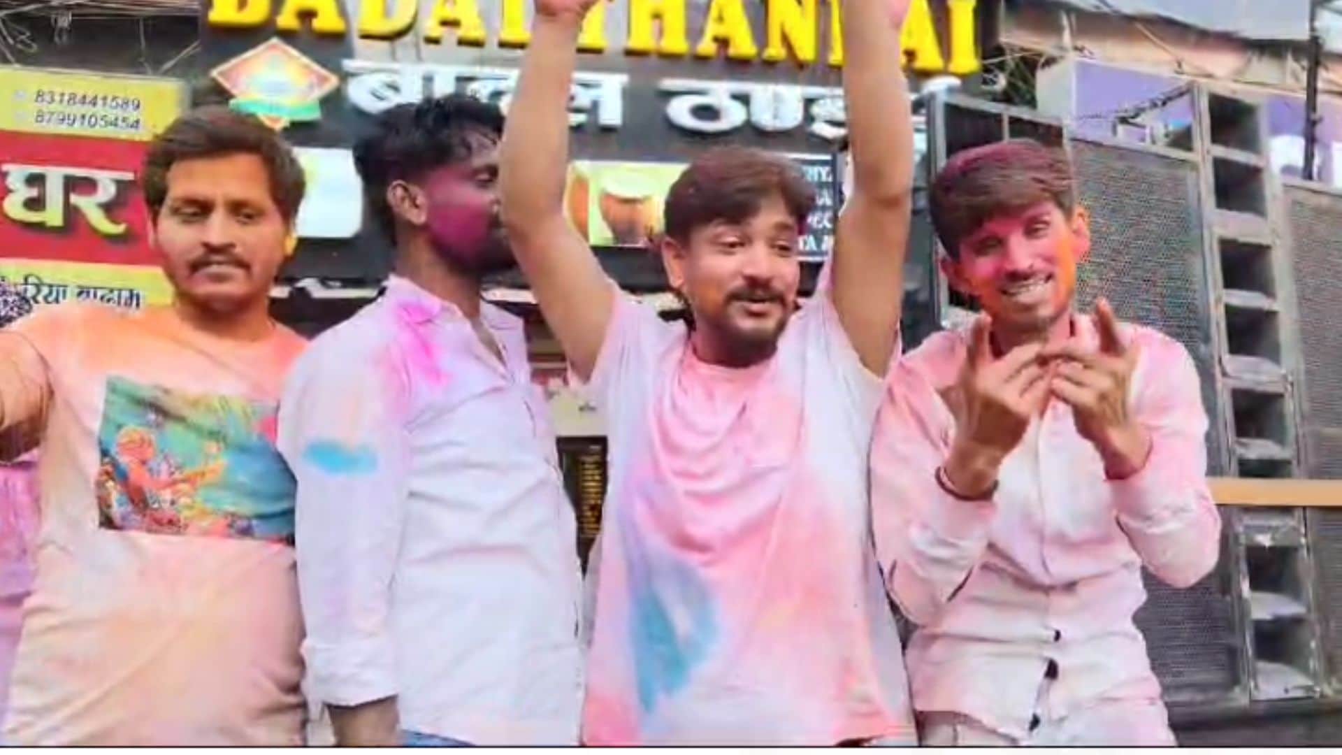 Holi 2024 Varanasi Live people celebrated holi festival on ganga ghat in kashi latest photos