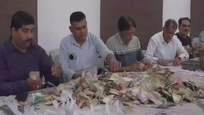 Indore News: Donation boxes of Khajrana Ganesh temple opened: Cash, foreign currency and jewellery found